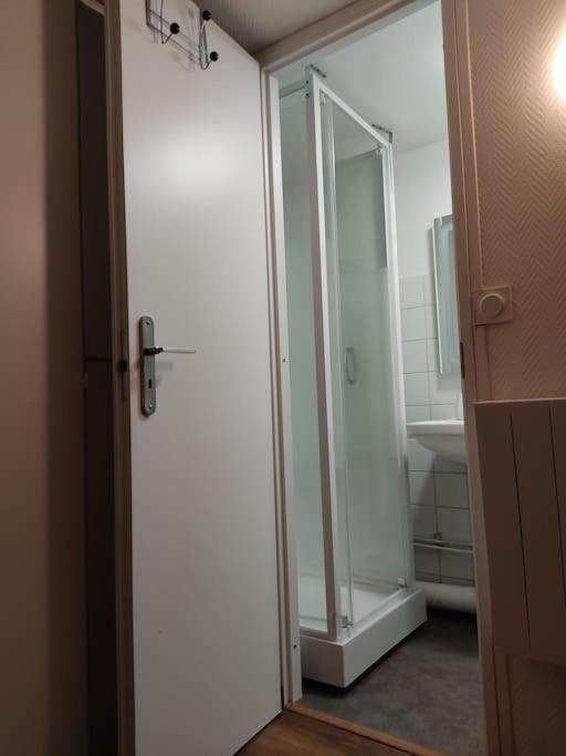 Studio Remois - Wifi/Netflix Reims Luaran gambar