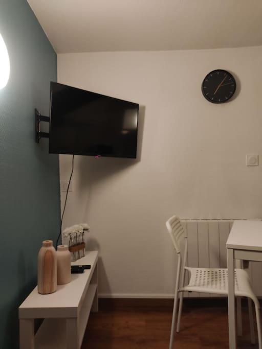 Studio Remois - Wifi/Netflix Reims Luaran gambar